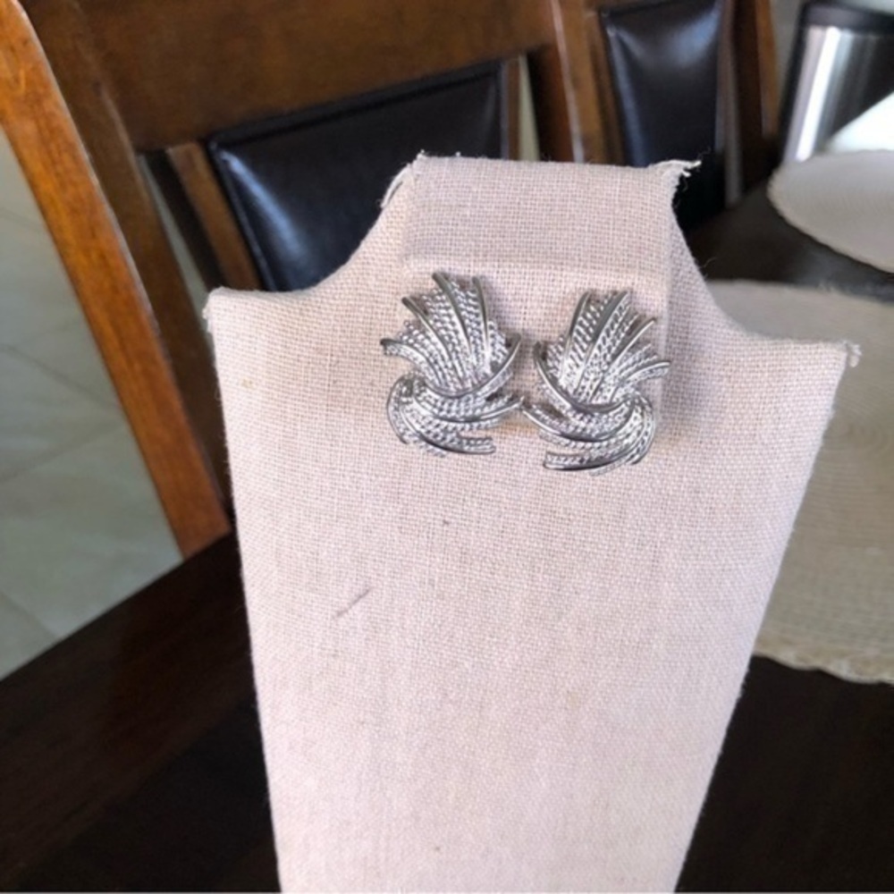 Vintage Sign Monet ClipOn Earrings